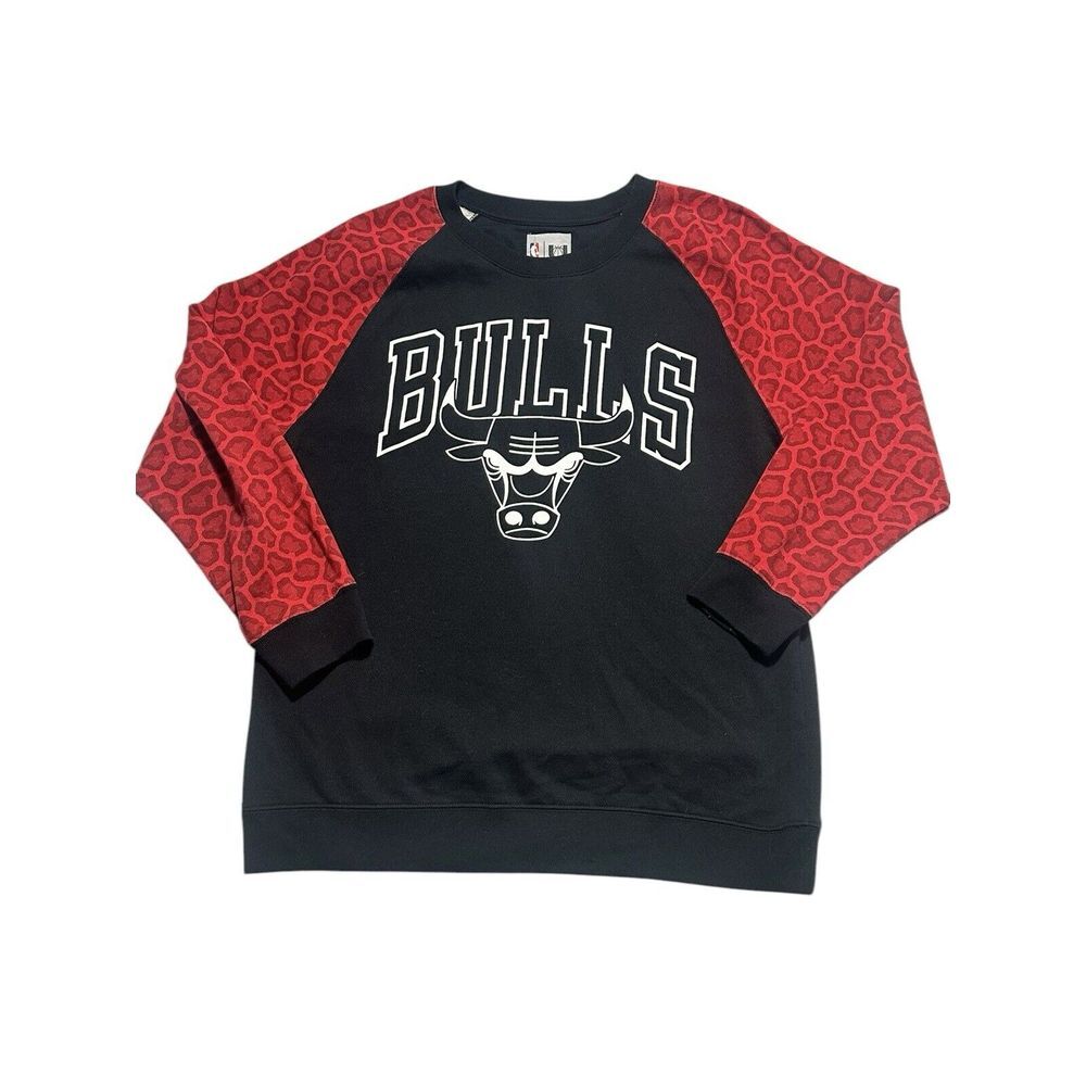 Vintage NBA Chicago Bulls Size XXL Womens Leopard Print Sleeve Sweatshirt UV14-1
